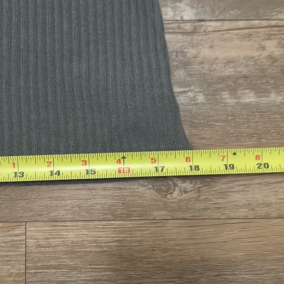 AEO olive button tank top NWT - Picture 7 of 10